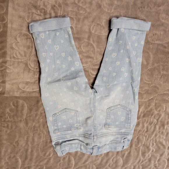 3 for $15 - Girls toddler capris - Picture 2 of 3